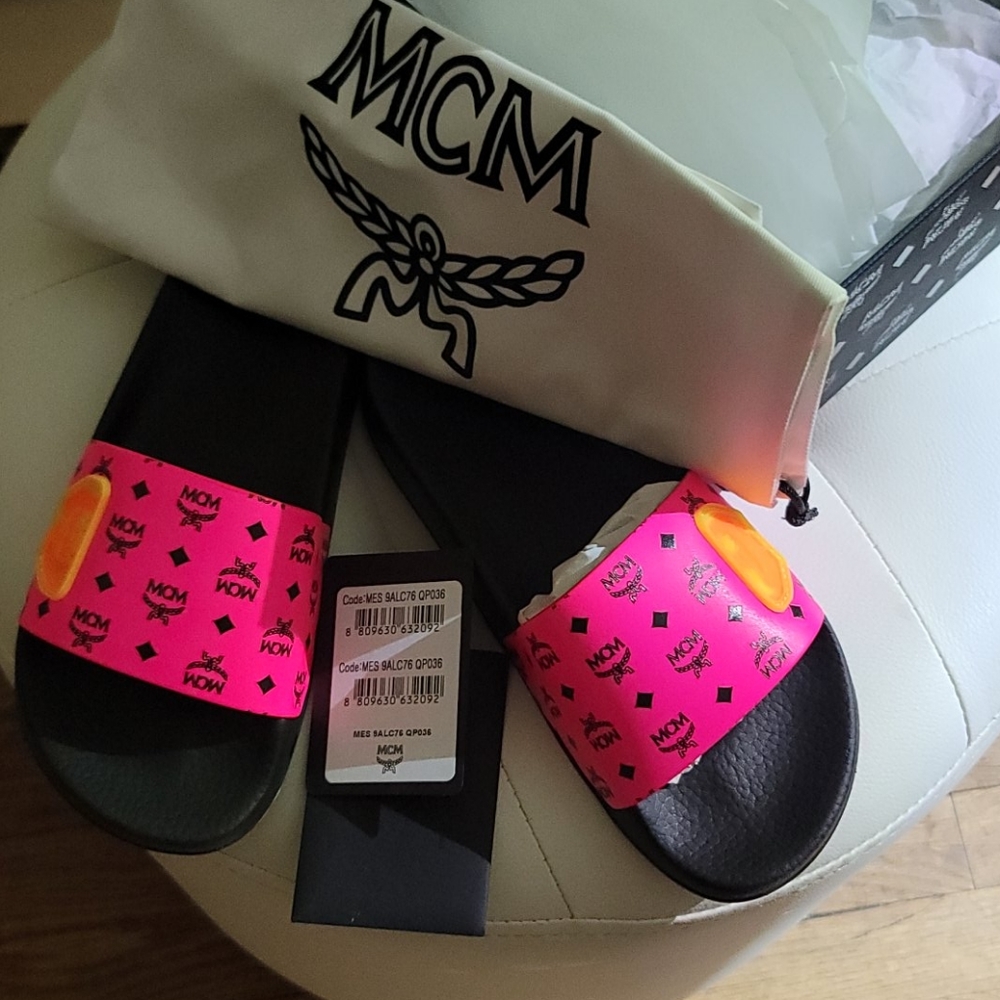 MCM slides